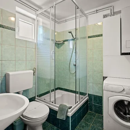 Grace Felice For 8 People With Private Pool & Only 2 Km From The Near Fazana Villa Valbandon