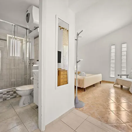 Villa Grace Felice For 8 People With Private Pool & Only 2 Km From The Near Fazana *