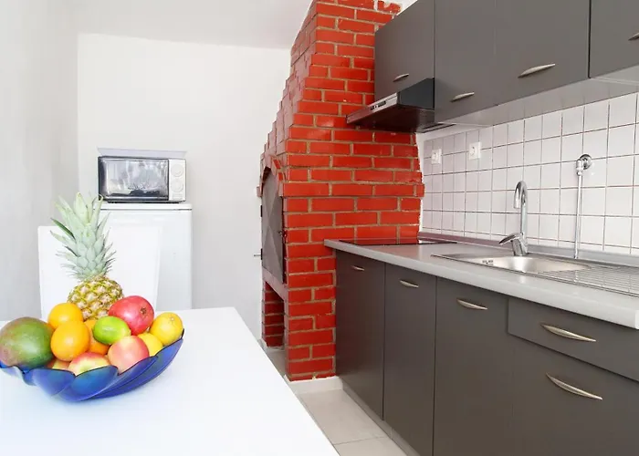 Villa Grace Felice For 8 People With Private Pool & Only 2 Km From The Near Fazana